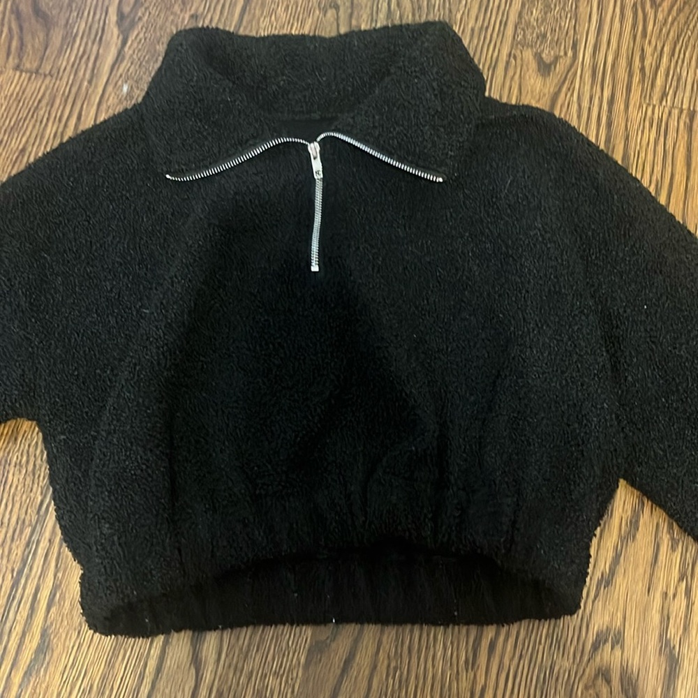 Black fuzzy cropped